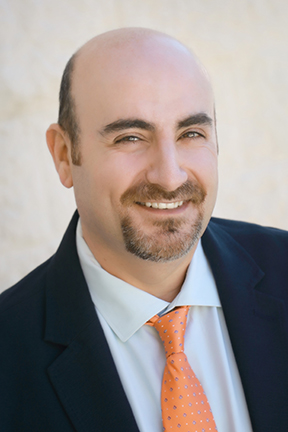 Dr-Louie-Al-Faraje_4x6.